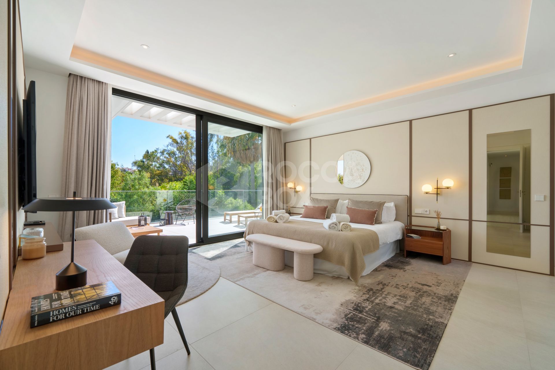 Contemporary Mediterranean Elegance on Marbella’s Golden Mile