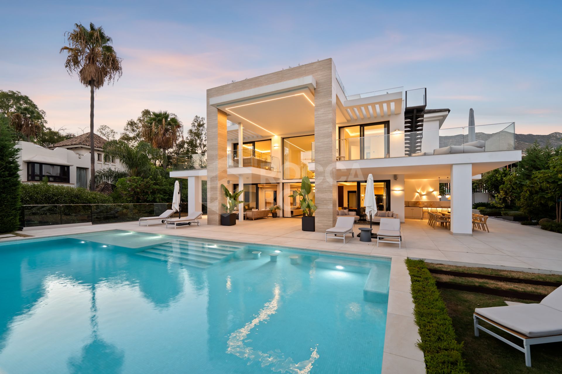 Contemporary Mediterranean Elegance on Marbella’s Golden Mile
