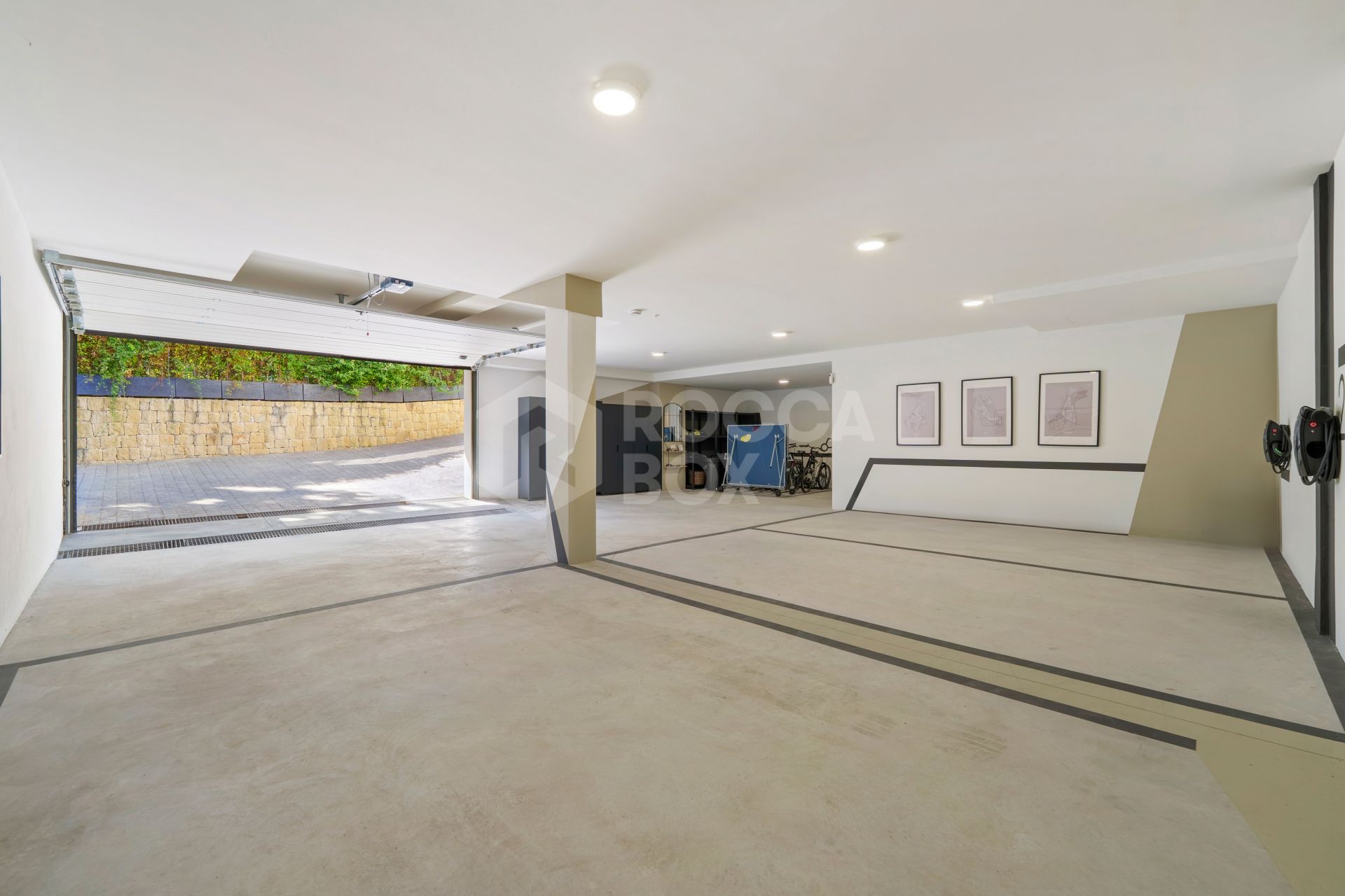 Contemporary Mediterranean Elegance on Marbella’s Golden Mile