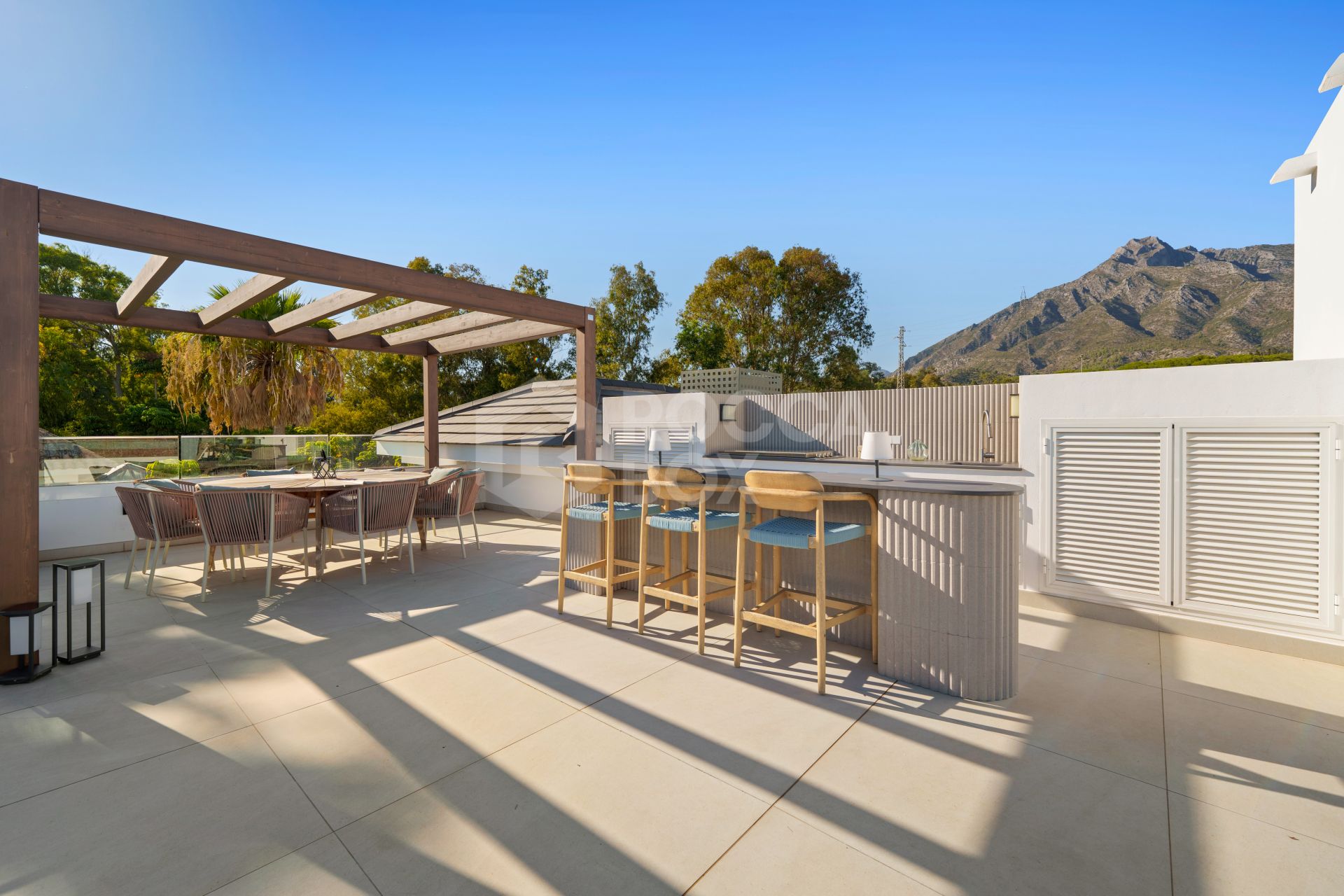 Contemporary Mediterranean Elegance on Marbella’s Golden Mile