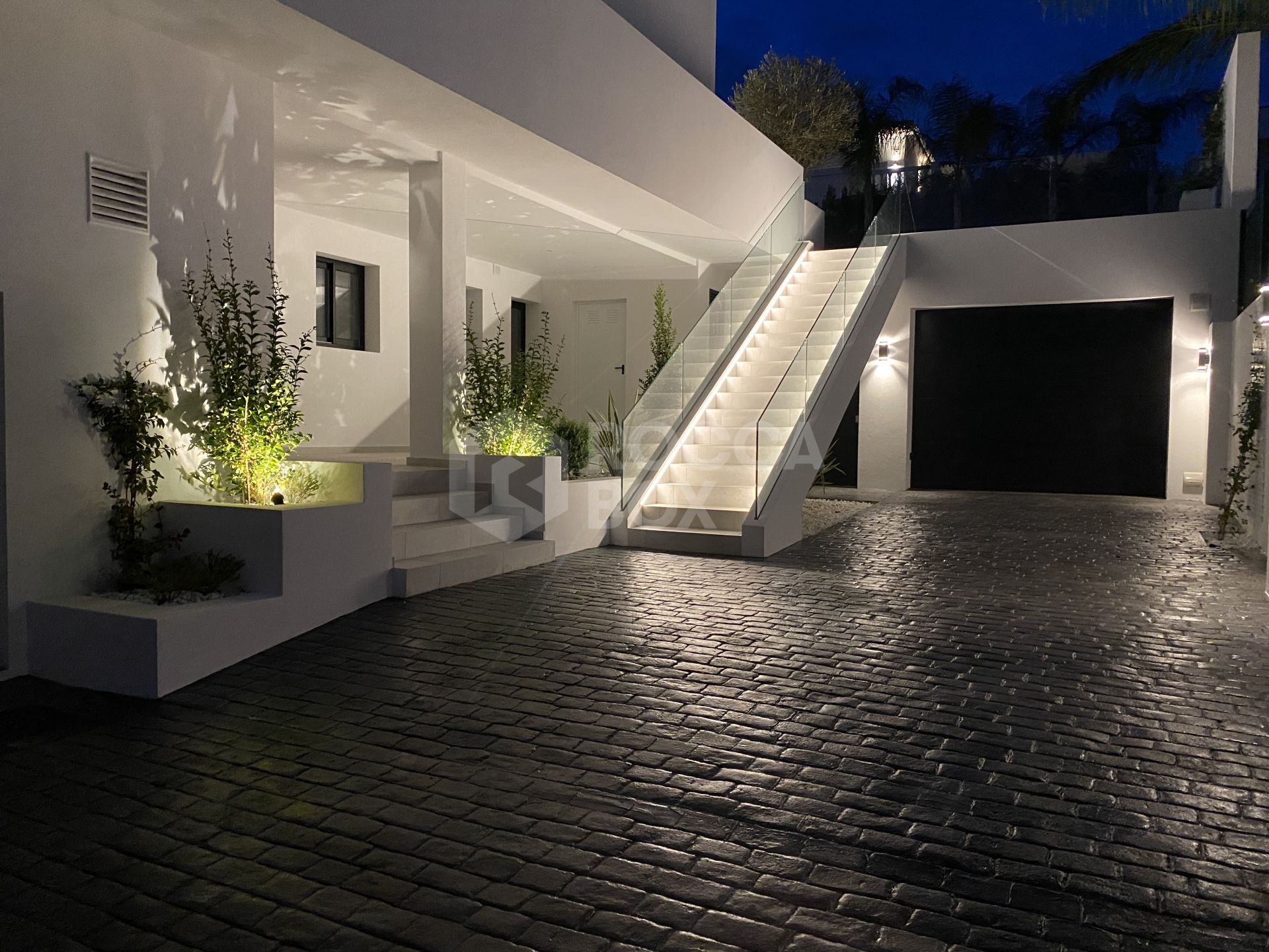 Modern Sea-View Villa Just 200m from the Beach – El Chaparral, Mijas Costa