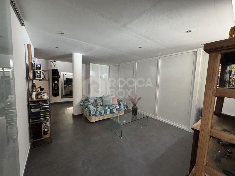 Elegant 4-Bedroom Villa in Estepona with Panoramic Sea, Mountain & Africa Views