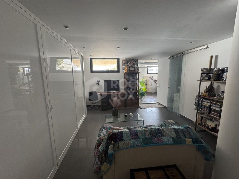 Elegant 4-Bedroom Villa in Estepona with Panoramic Sea, Mountain & Africa Views