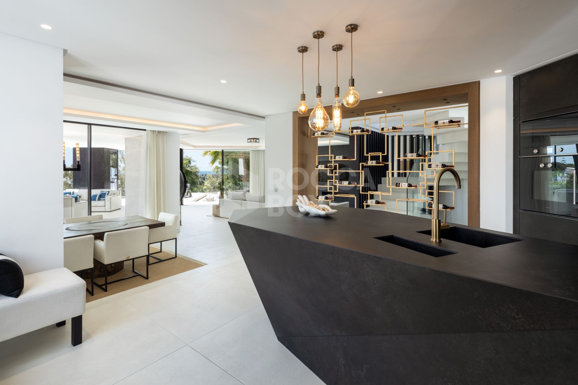 Refined Contemporary Villa in El Herrojo Alto, Benahavís