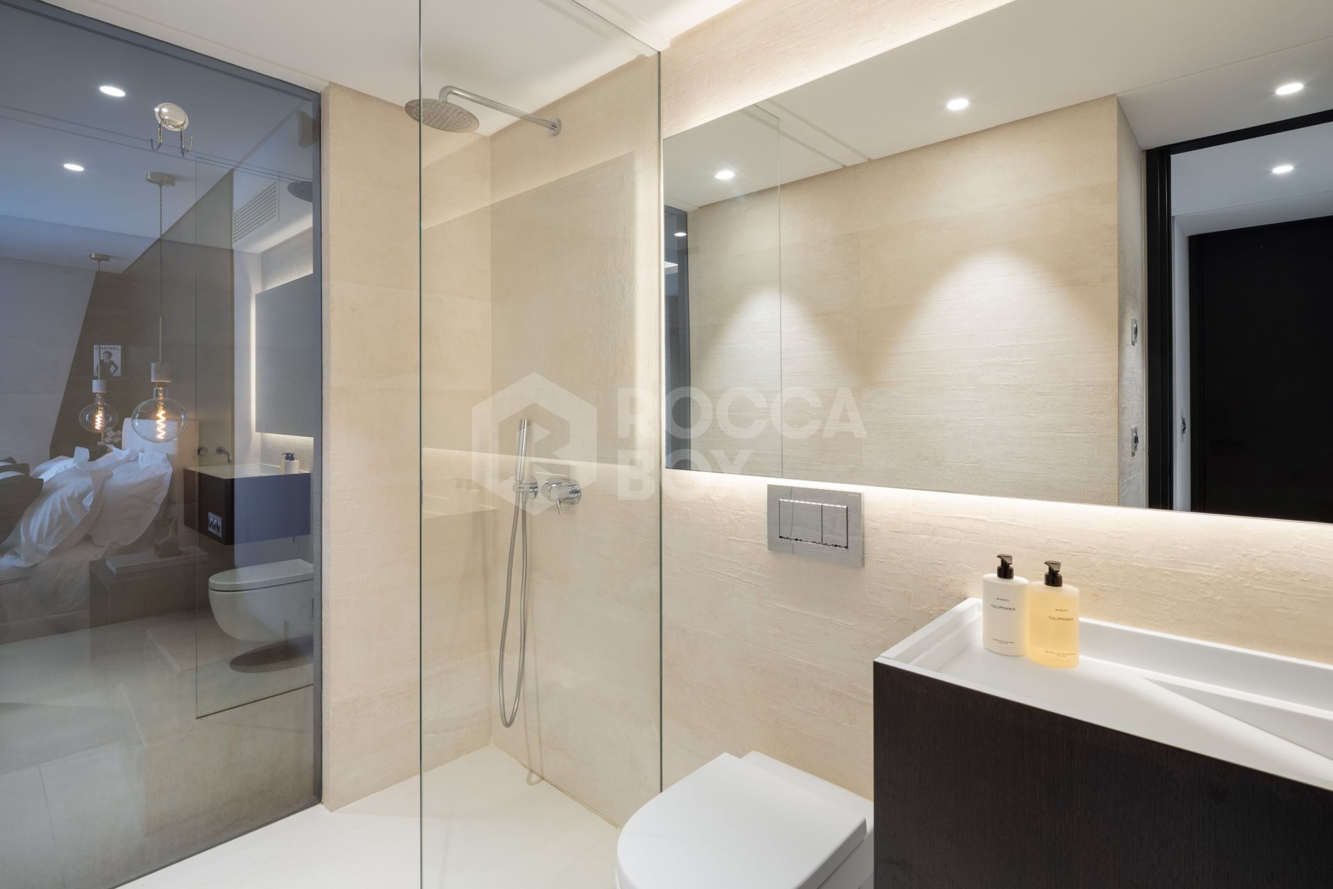 Refined Contemporary Villa in El Herrojo Alto, Benahavís