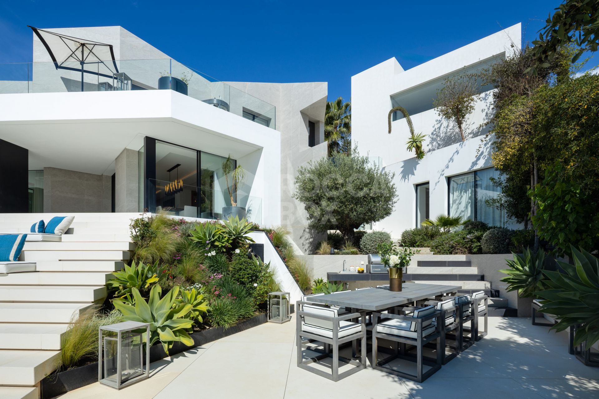 Refined Contemporary Villa in El Herrojo Alto, Benahavís