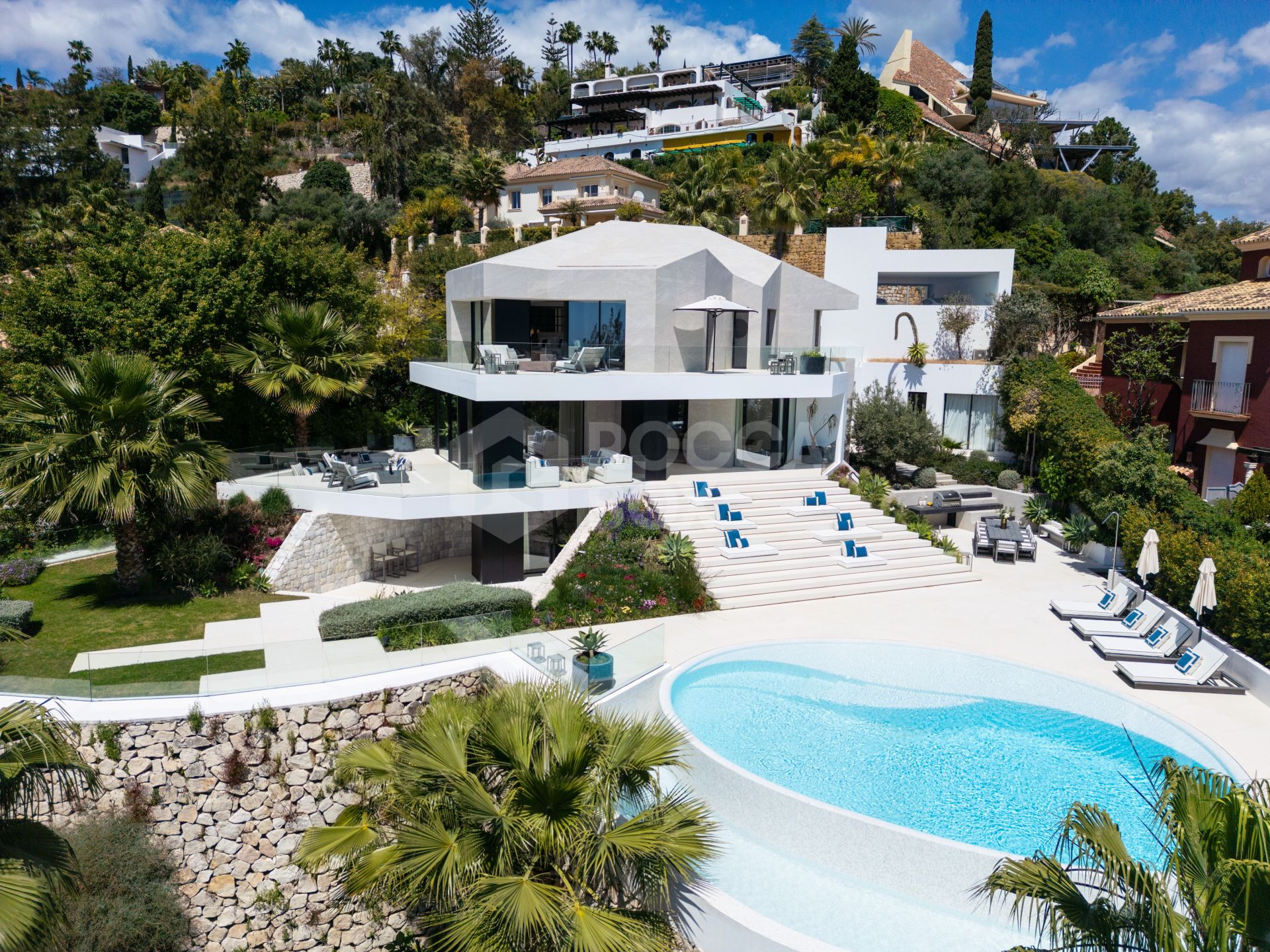 Refined Contemporary Villa in El Herrojo Alto, Benahavís