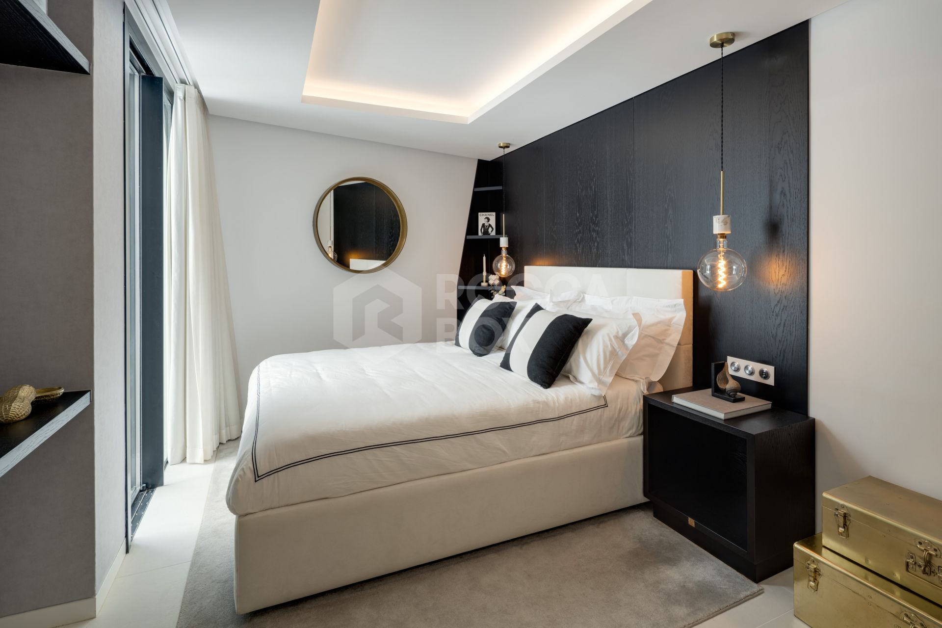 Refined Contemporary Villa in El Herrojo Alto, Benahavís