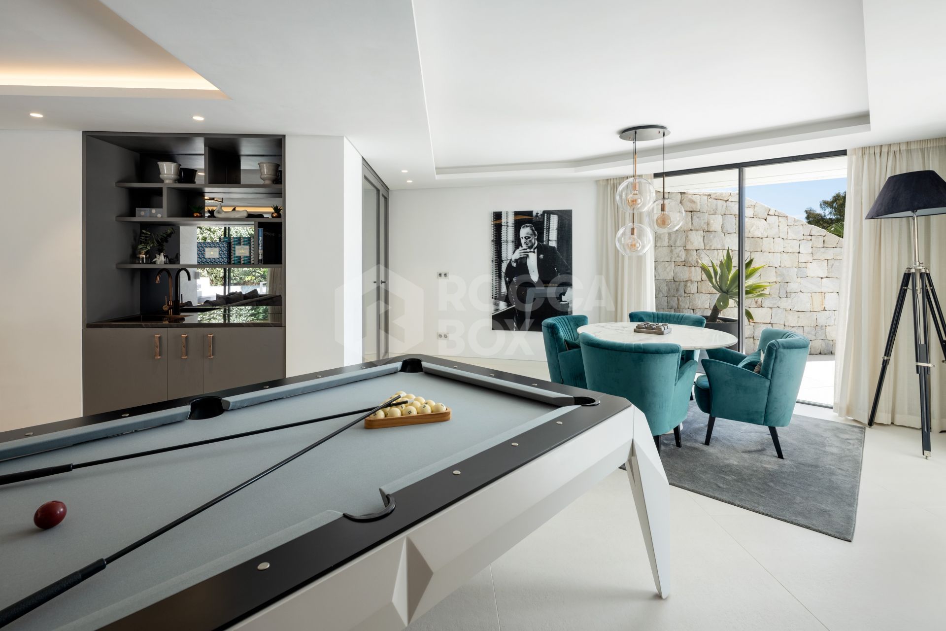 Refined Contemporary Villa in El Herrojo Alto, Benahavís