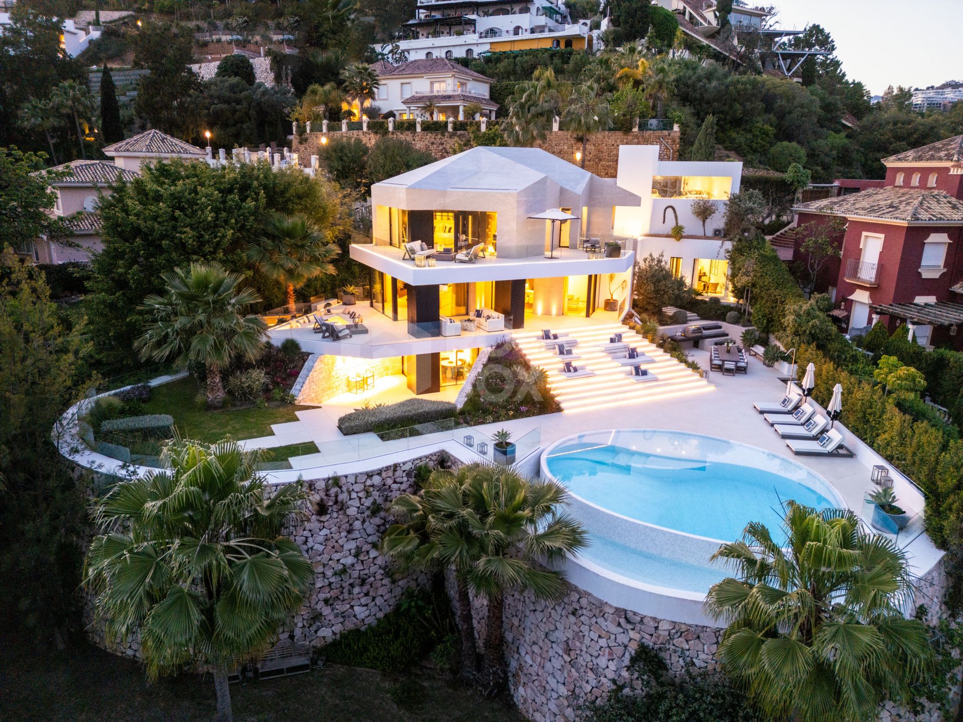 Refined Contemporary Villa in El Herrojo Alto, Benahavís