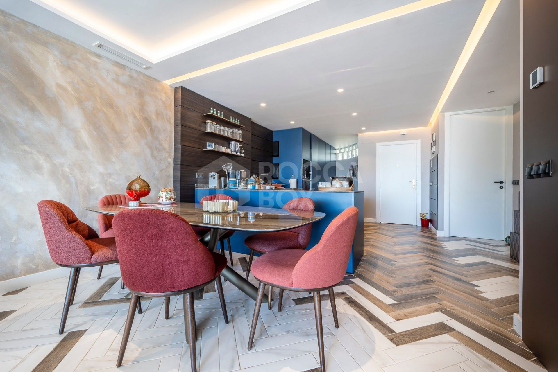 Luxury Two-Bedroom Apartment with Partial Sea Views in Prime Puerto Banus