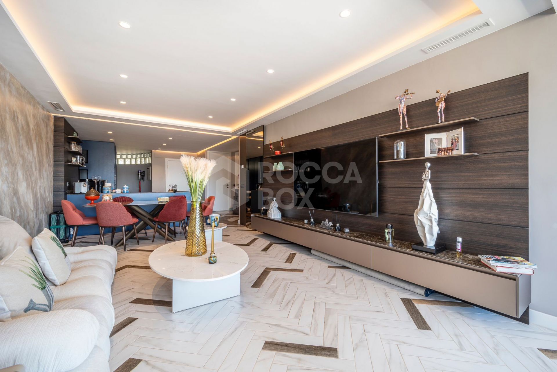 Luxury Two-Bedroom Apartment with Partial Sea Views in Prime Puerto Banus