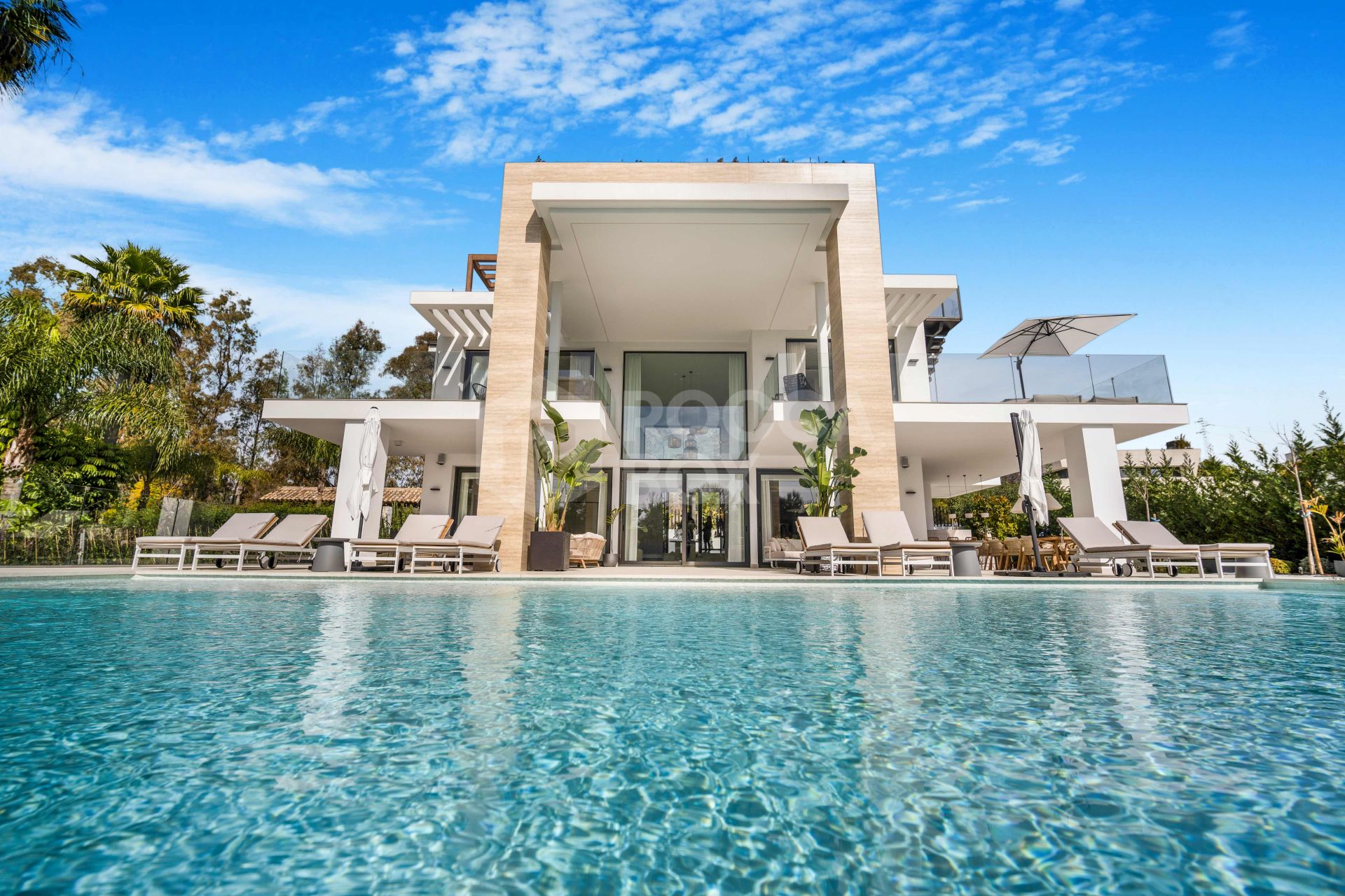 Brand-New Designer Villa with Sea Views & Touristic License on Marbella’s Golden Mile