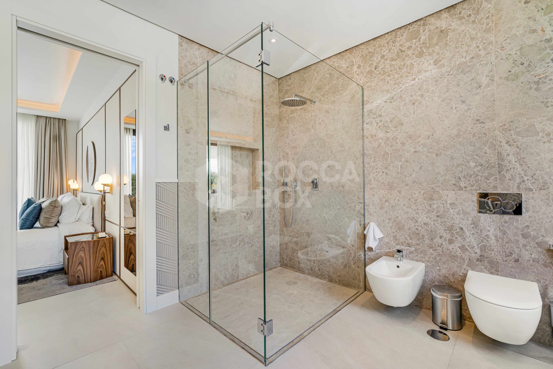 Brand-New Designer Villa with Sea Views & Touristic License on Marbella’s Golden Mile