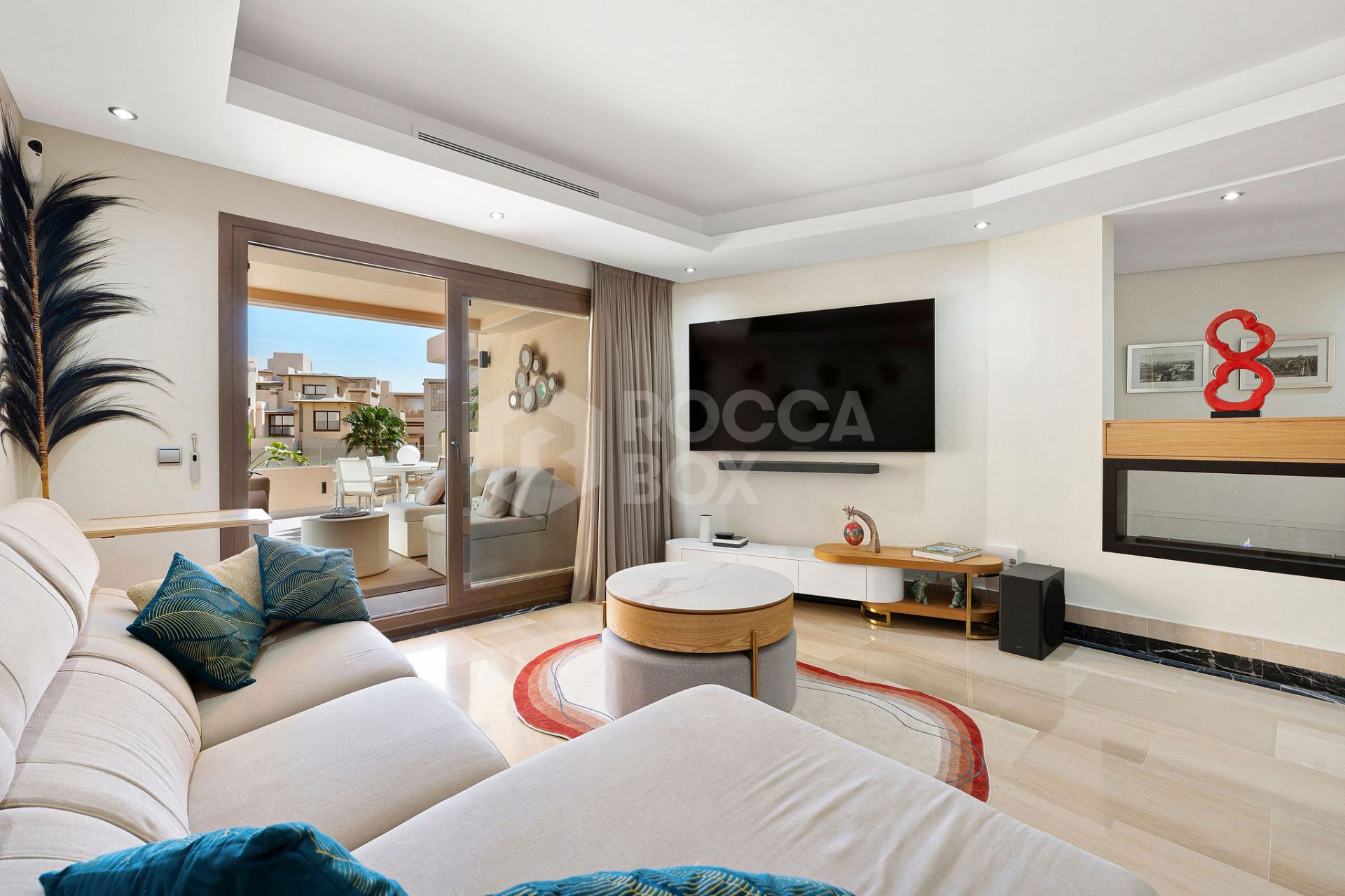 Renovated Beachfront Penthouse with Panoramic Sea Views in Estepona