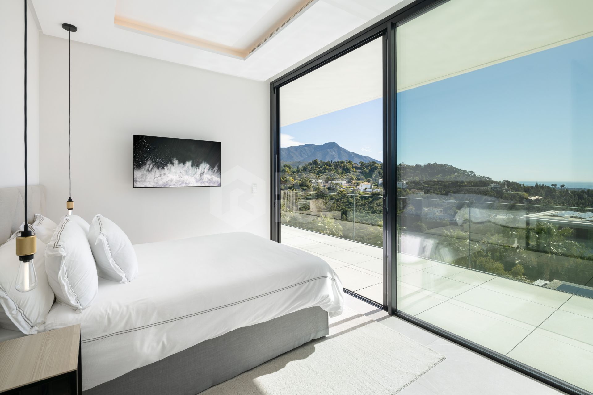 Sleek Modern Masterpiece with Sea Views, Infinity Pool & Spa-Level Amenities