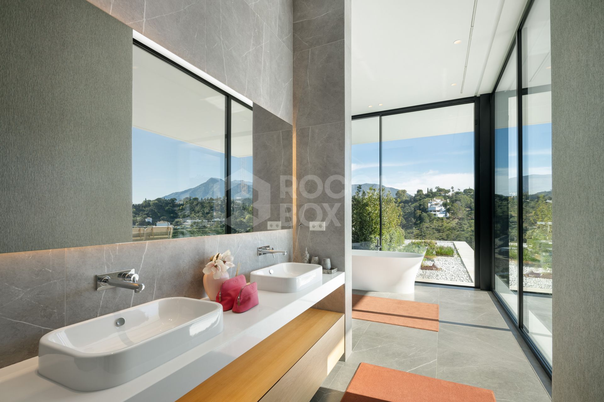 Sleek Modern Masterpiece with Sea Views, Infinity Pool & Spa-Level Amenities