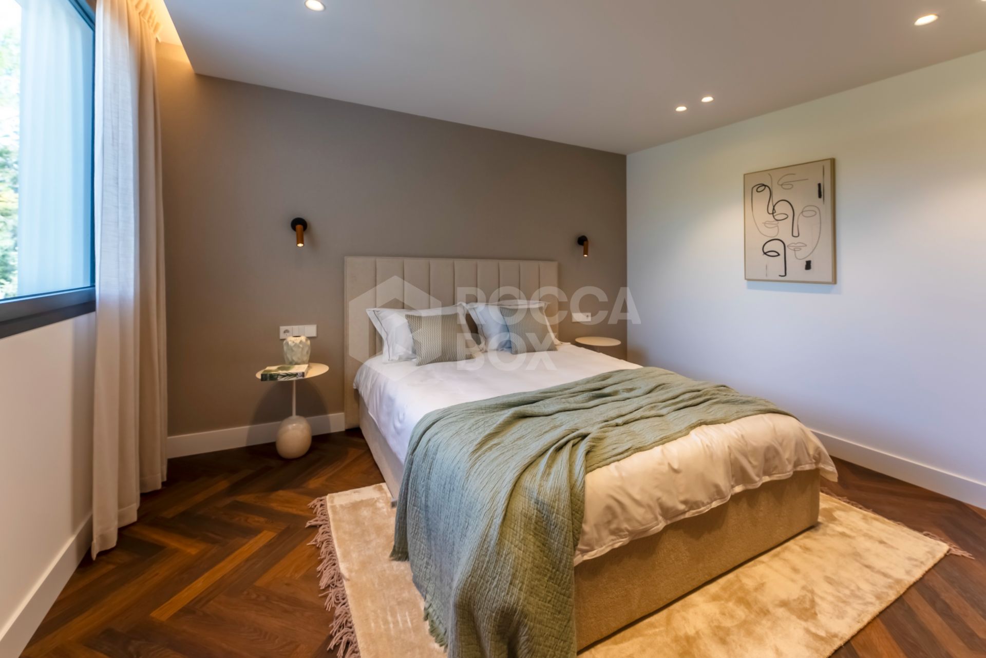 6-Bedroom Contemporary Villa with Pool, Gardens & Luxury Finishes in El Rosario