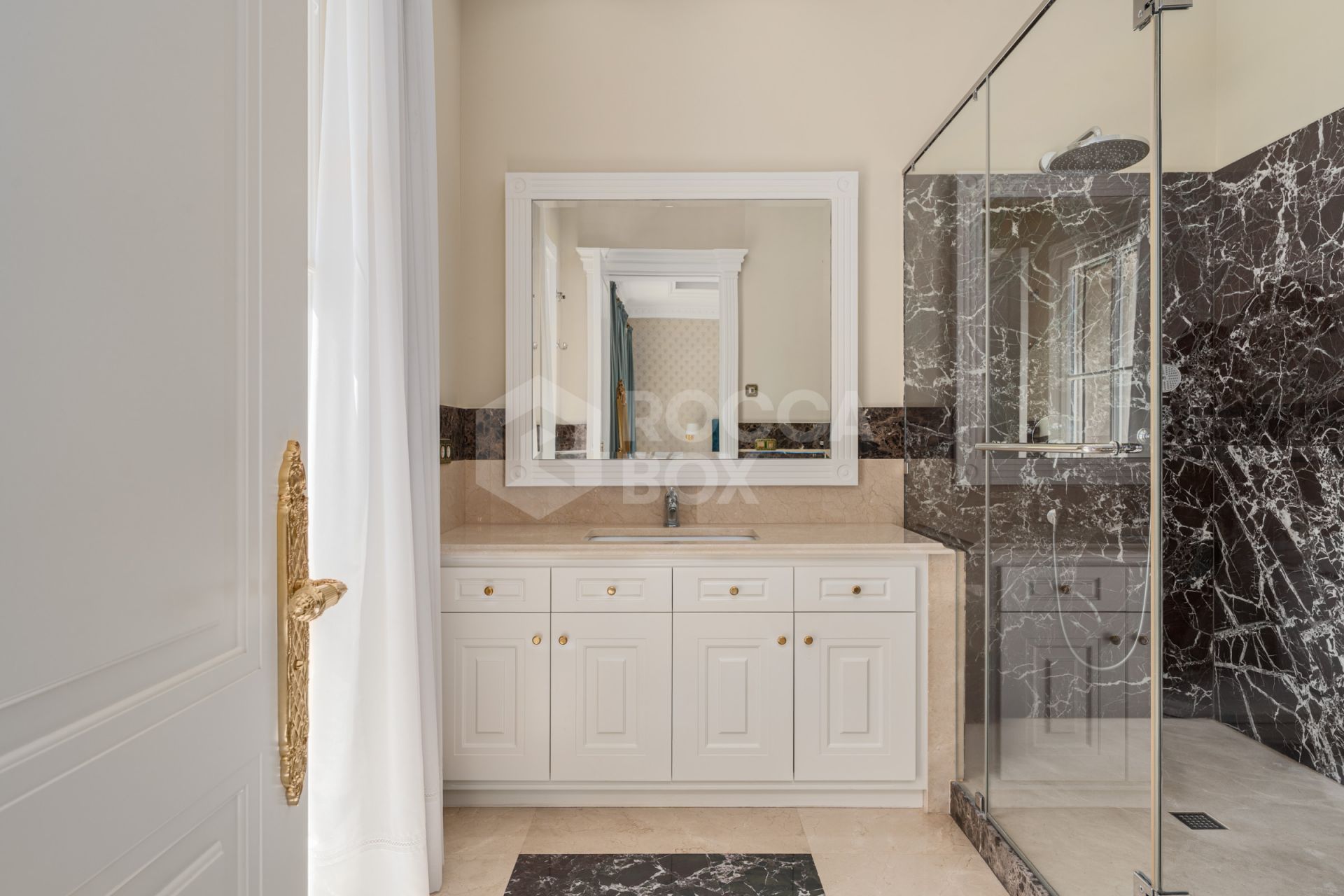 A Grand Neoclassical Estate in Prestigious Sierra Blanca