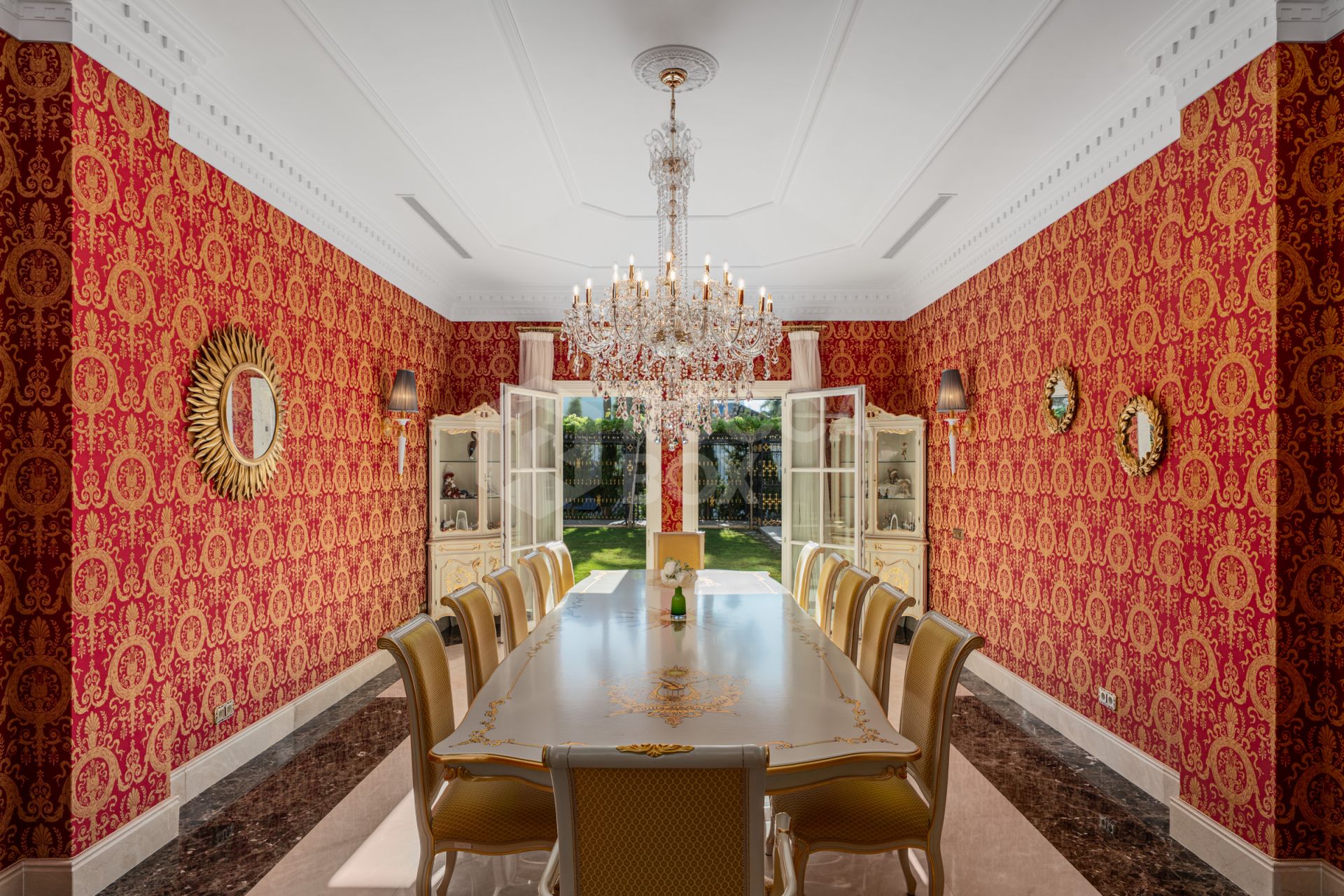 A Grand Neoclassical Estate in Prestigious Sierra Blanca