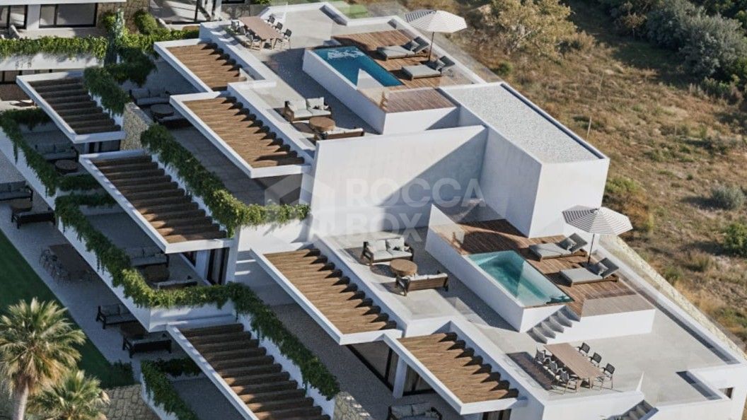 Elegant 3-Bedroom Apartment with Sea Views and Expansive Terrace