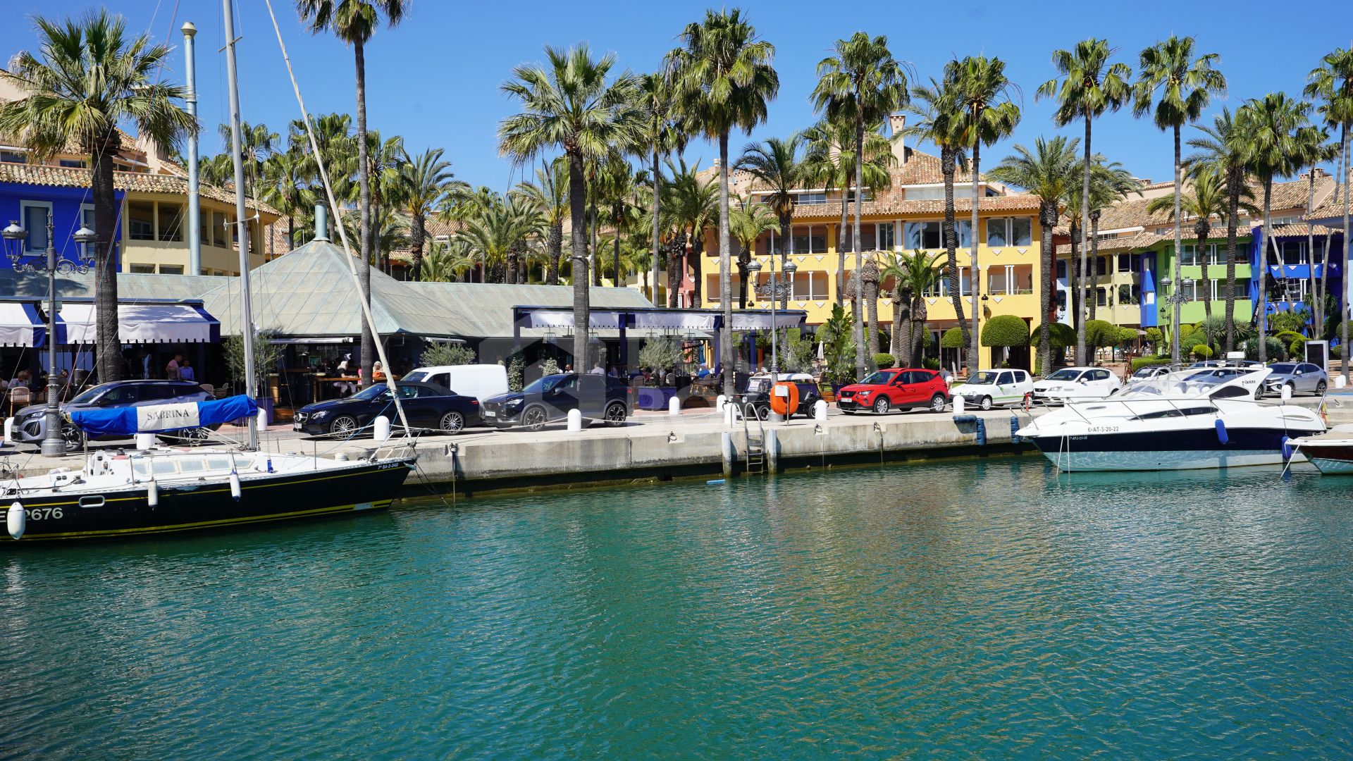 Elegant 3-Bedroom Apartment in Sotogrande