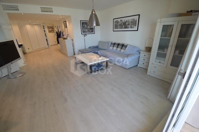 Elegant 3-Bedroom Apartment in Sotogrande