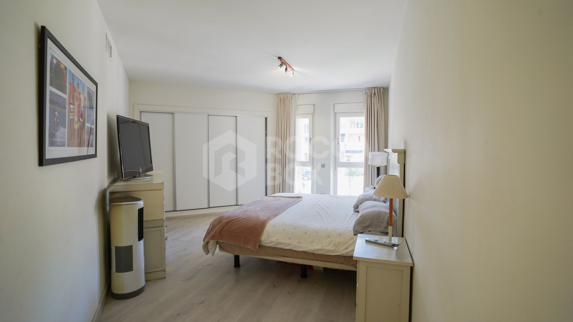 Elegant 3-Bedroom Apartment in Sotogrande