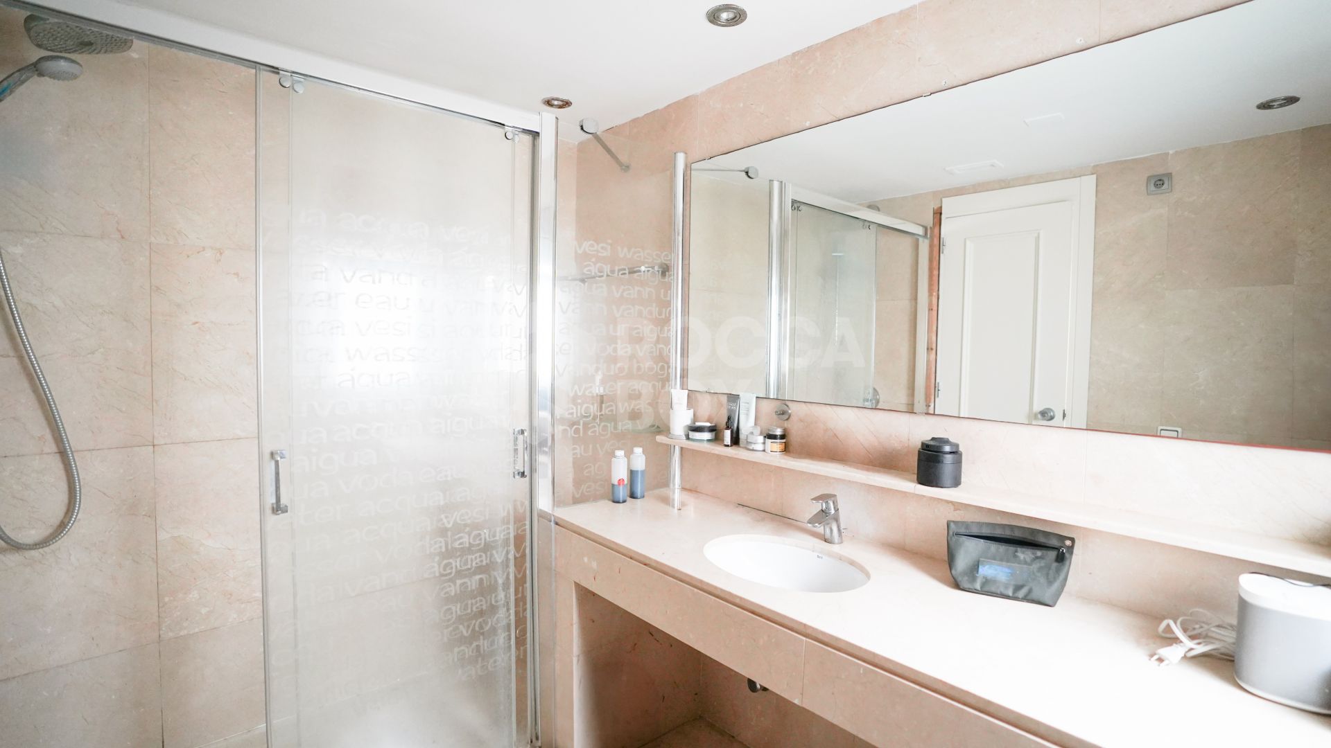 Elegant 3-Bedroom Apartment in Sotogrande