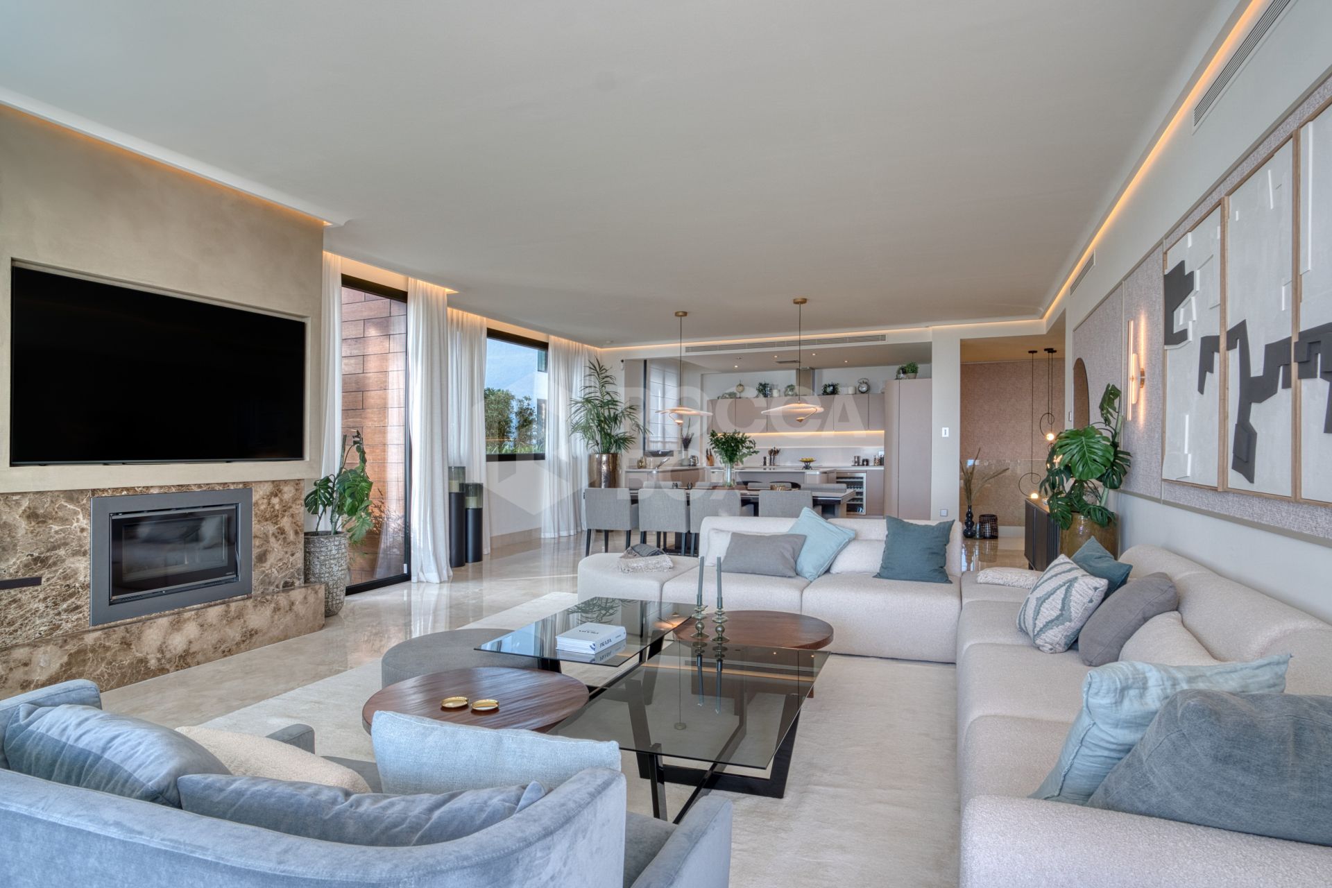Elegant 4-Bedroom Designer Duplex with Sea Views in La Reserva de Sierra Blanca