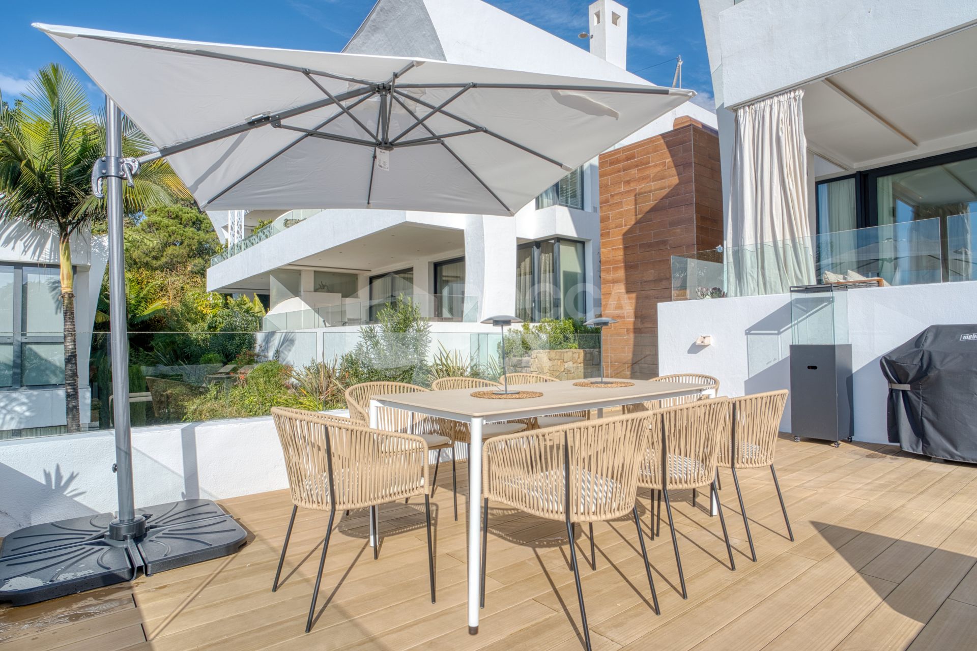 Elegant 4-Bedroom Designer Duplex with Sea Views in La Reserva de Sierra Blanca