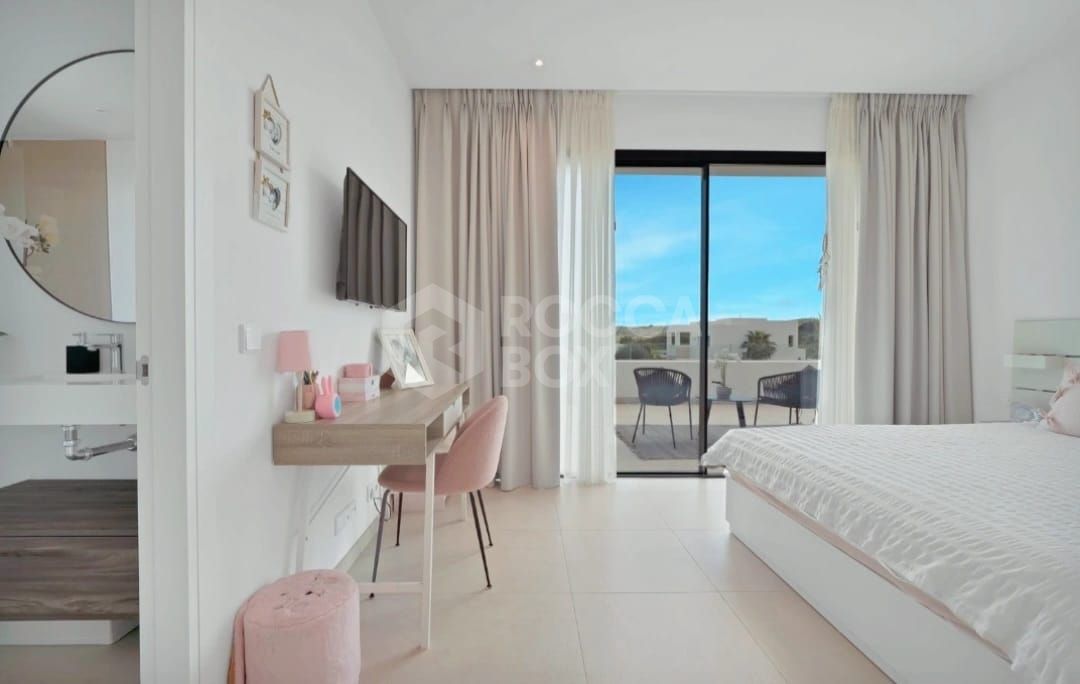 Exquisite Four-Bedroom Luxury Villa with Panoramic Views and Bespoke Upgrades