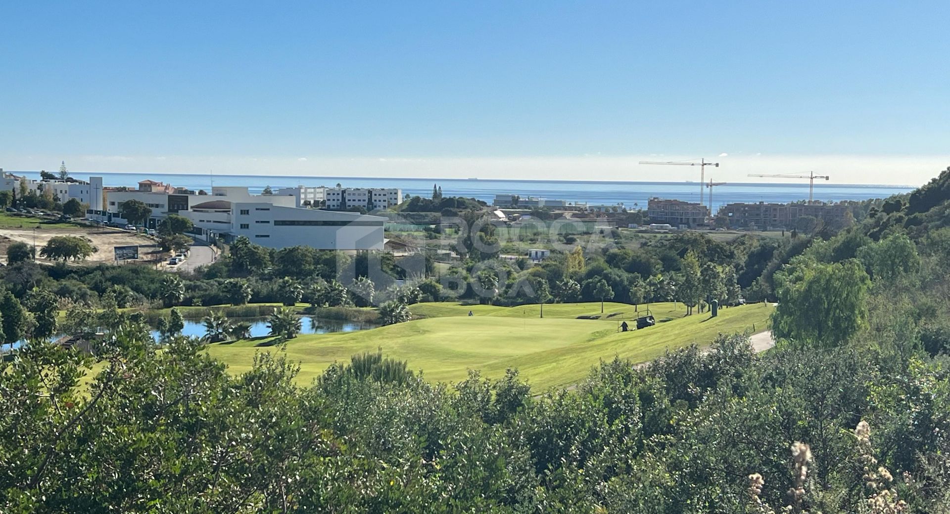 Elegant 5-Bedroom Villa with Sea Views and Frontline Golf Location