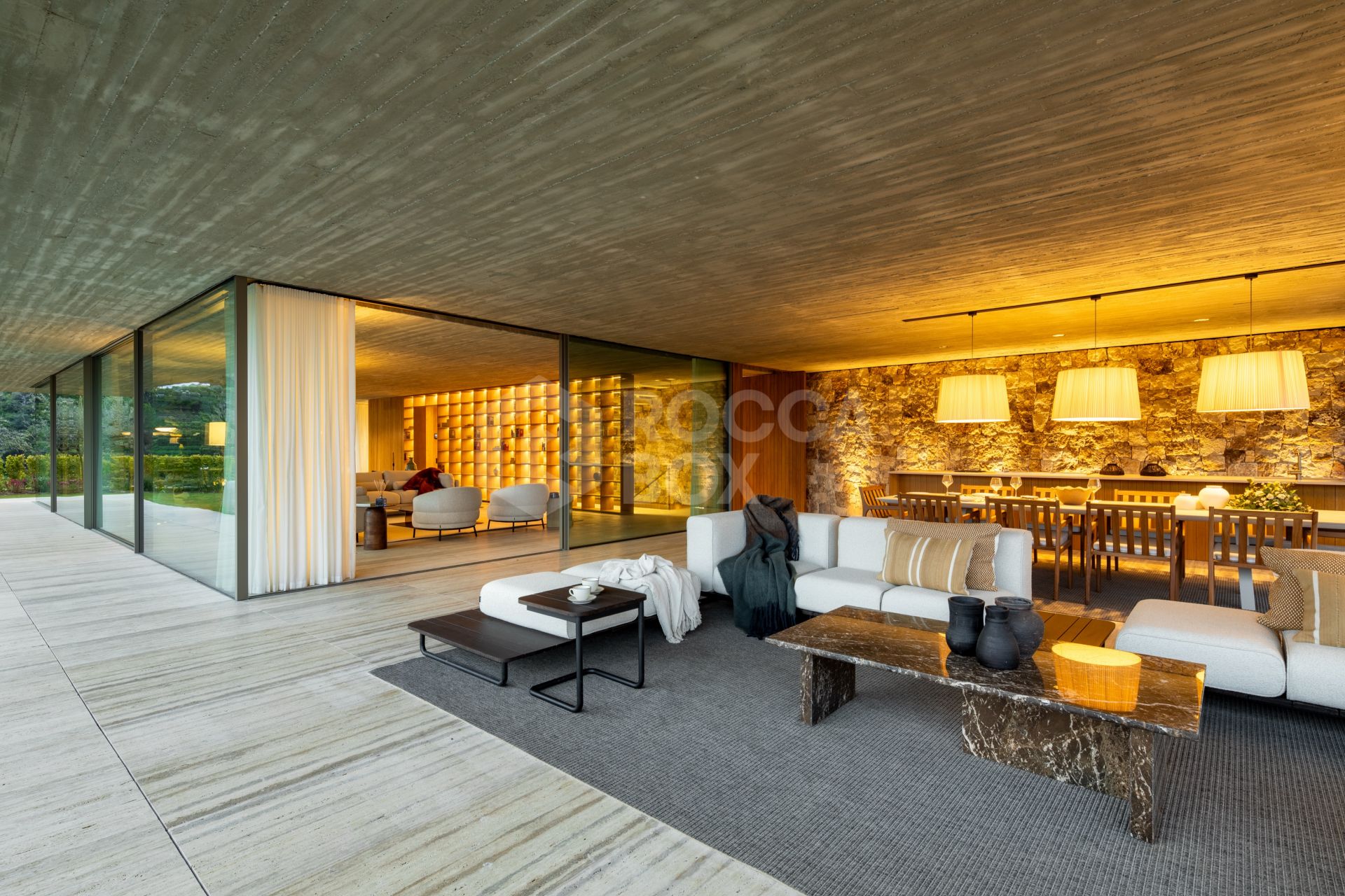 Architectural Masterpiece with Sea Views in Prestigious El Madroñal