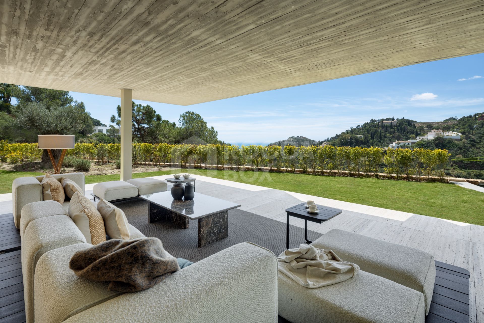 Architectural Masterpiece with Sea Views in Prestigious El Madroñal