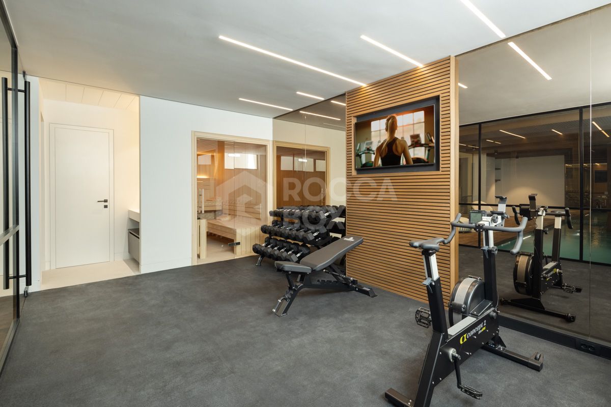 Contemporary Masterpiece with Panoramic Sea Views in Lomas de La Quinta, Benahavís