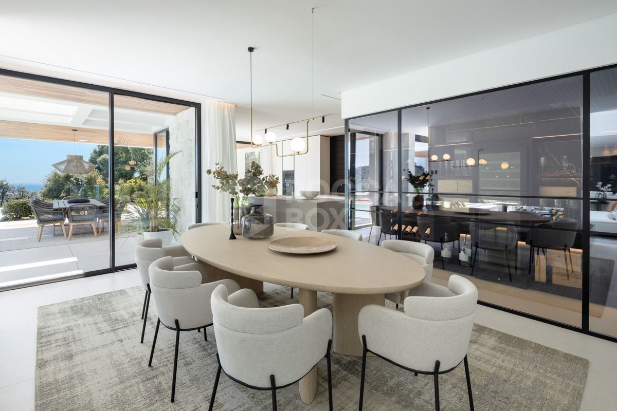 Contemporary Masterpiece with Panoramic Sea Views in Lomas de La Quinta, Benahavís