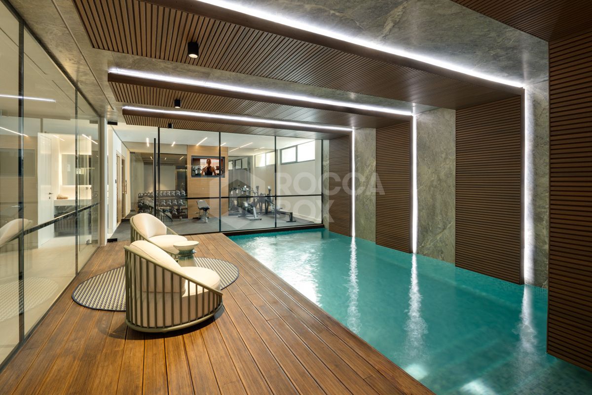 Contemporary Masterpiece with Panoramic Sea Views in Lomas de La Quinta, Benahavís