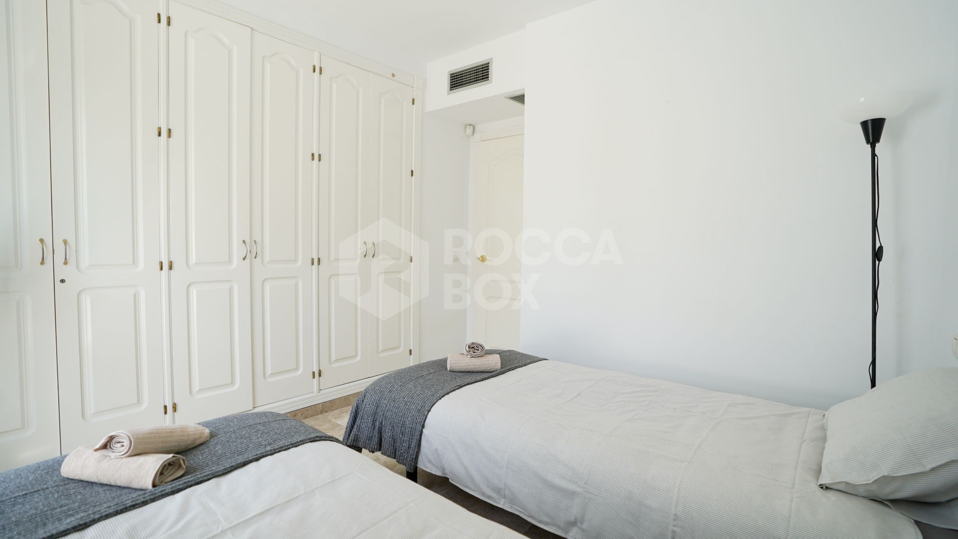 3-Bedroom Duplex Penthouse with Mountain Views in Marbella
