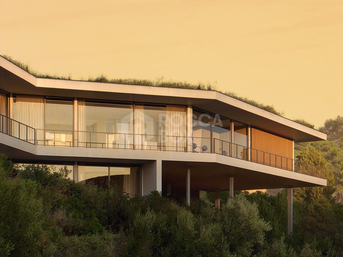 Skyline Serenity: A Masterpiece in Nature