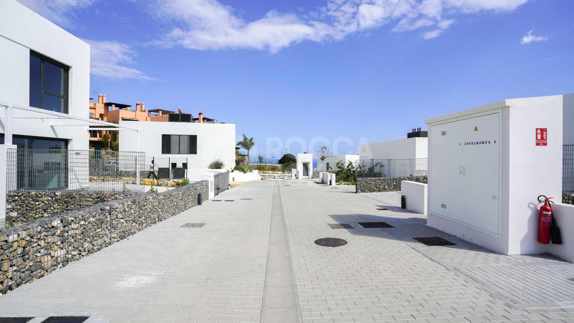 Key-Ready Luxury: Spacious 4-Bedroom Semi-Detached Home with Panoramic Views & Exclusive Amenities