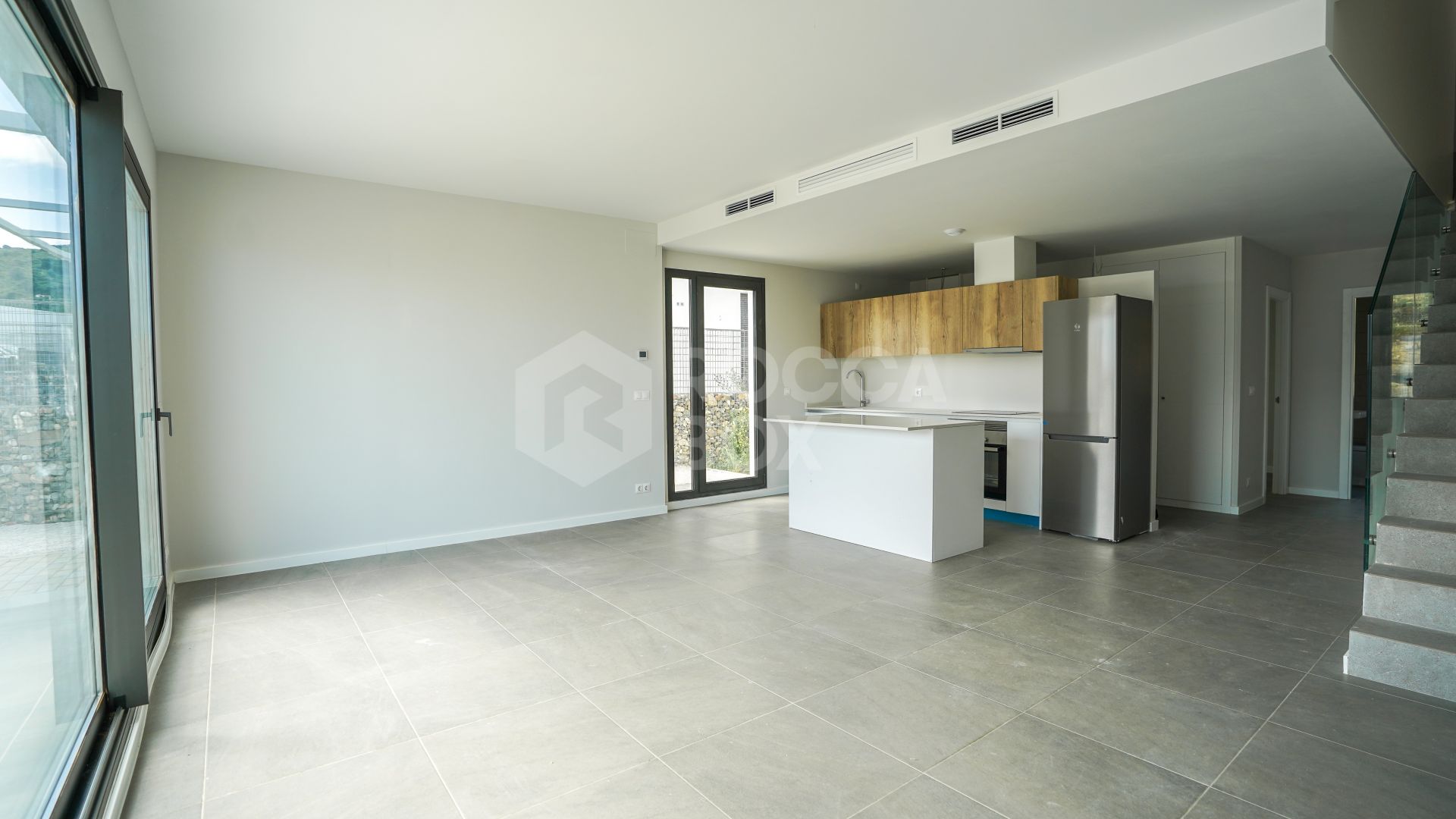 Key-Ready Luxury: Spacious 4-Bedroom Semi-Detached Home with Panoramic Views & Exclusive Amenities