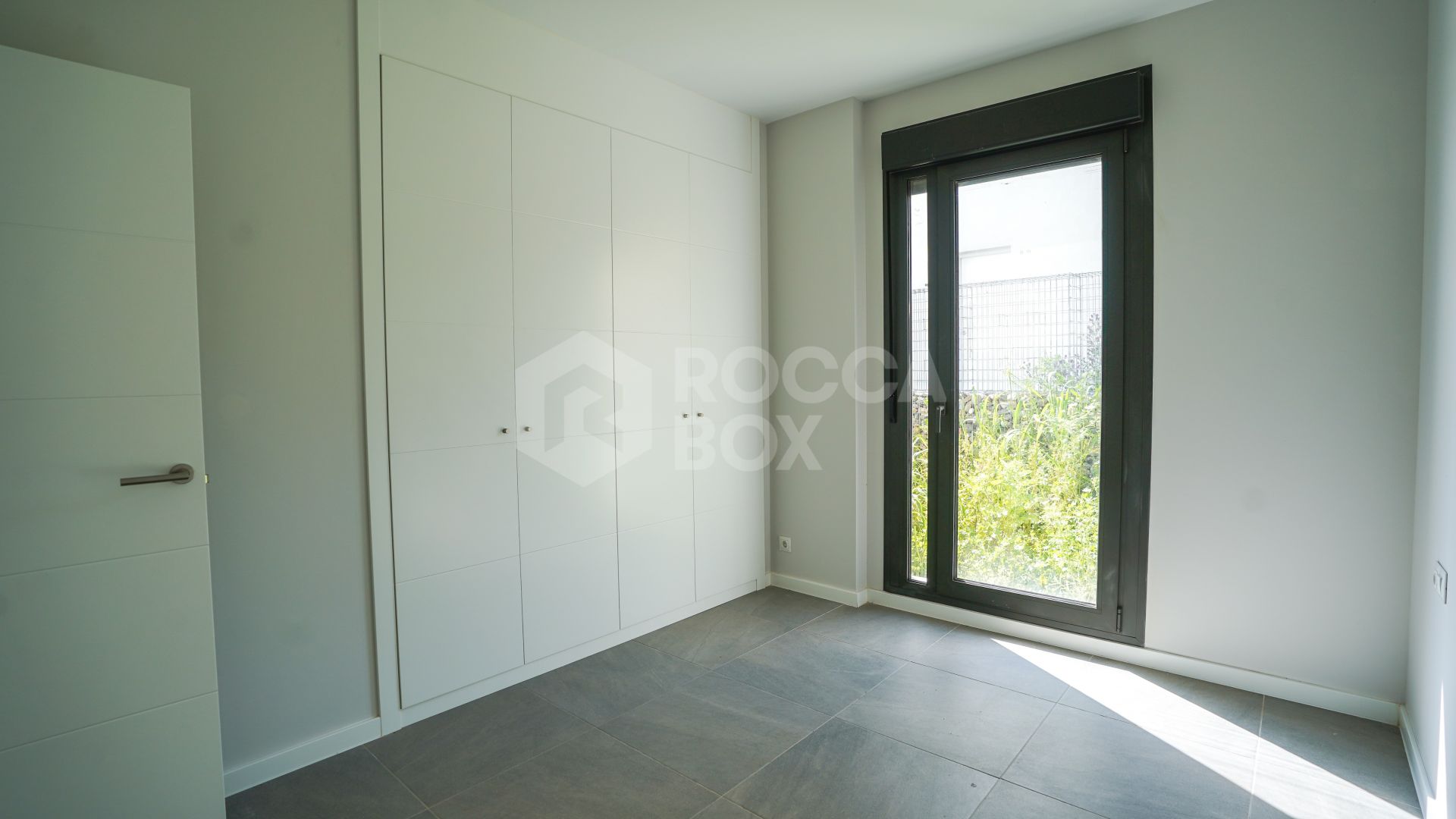 Key-Ready Luxury: Spacious 4-Bedroom Semi-Detached Home with Panoramic Views & Exclusive Amenities
