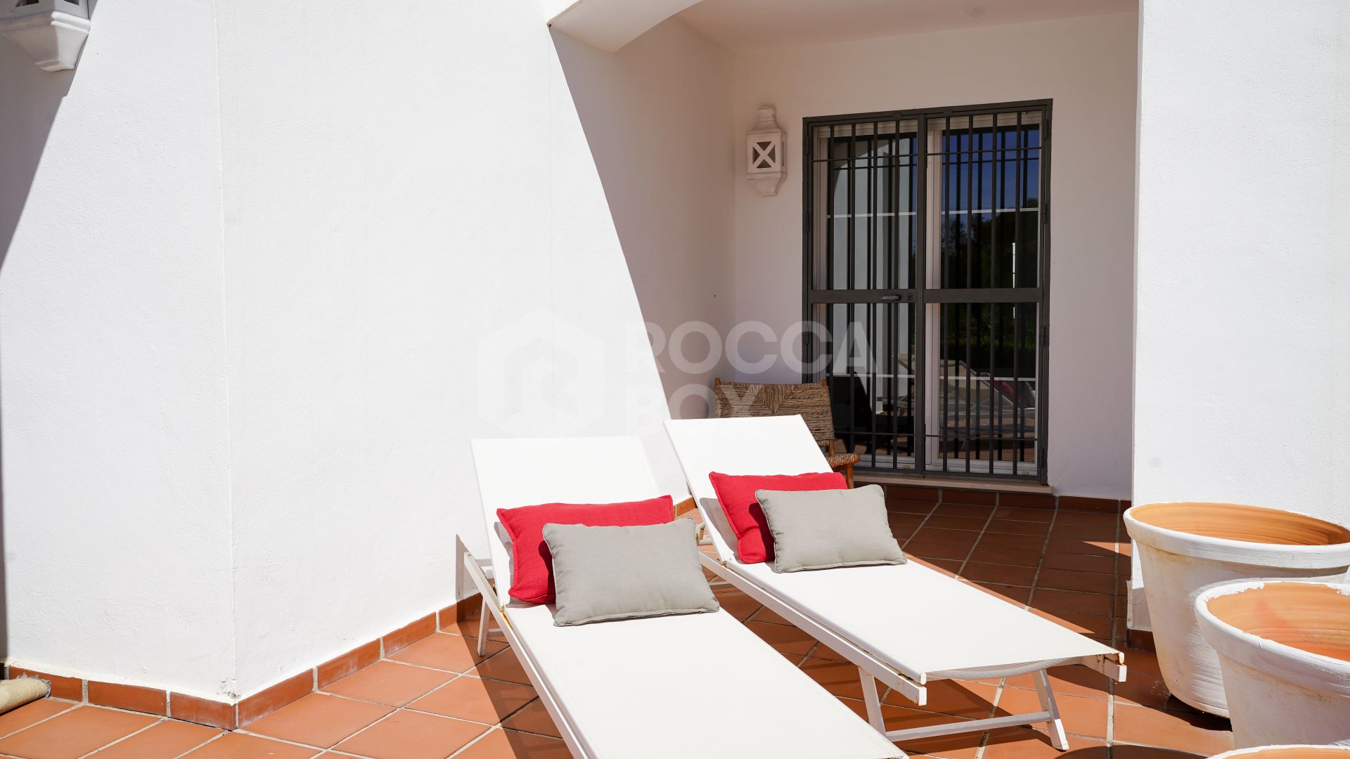 Charming Renovated 2-Bedroom Apartment with Spacious Terrace