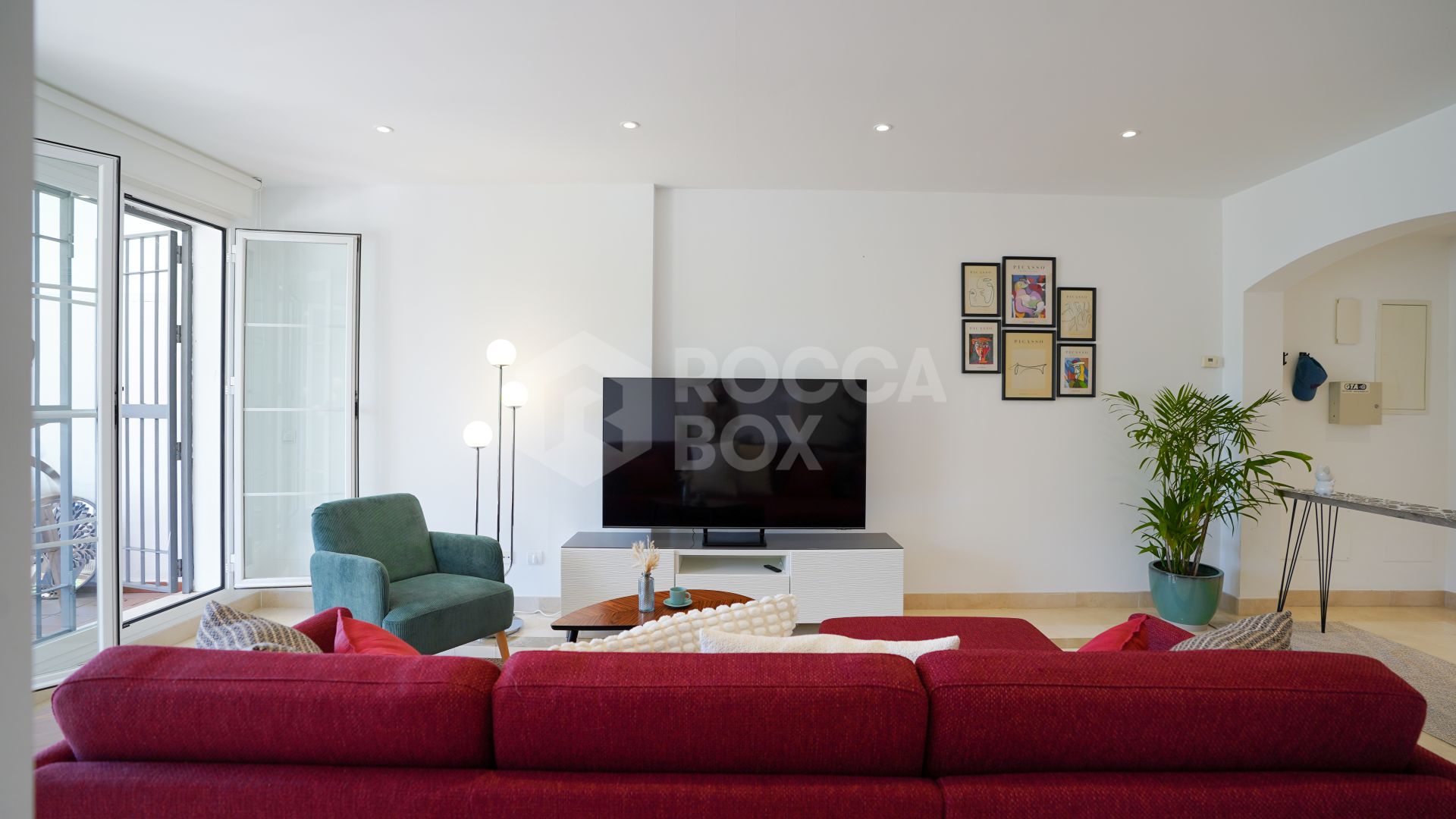 Charming Renovated 2-Bedroom Apartment with Spacious Terrace
