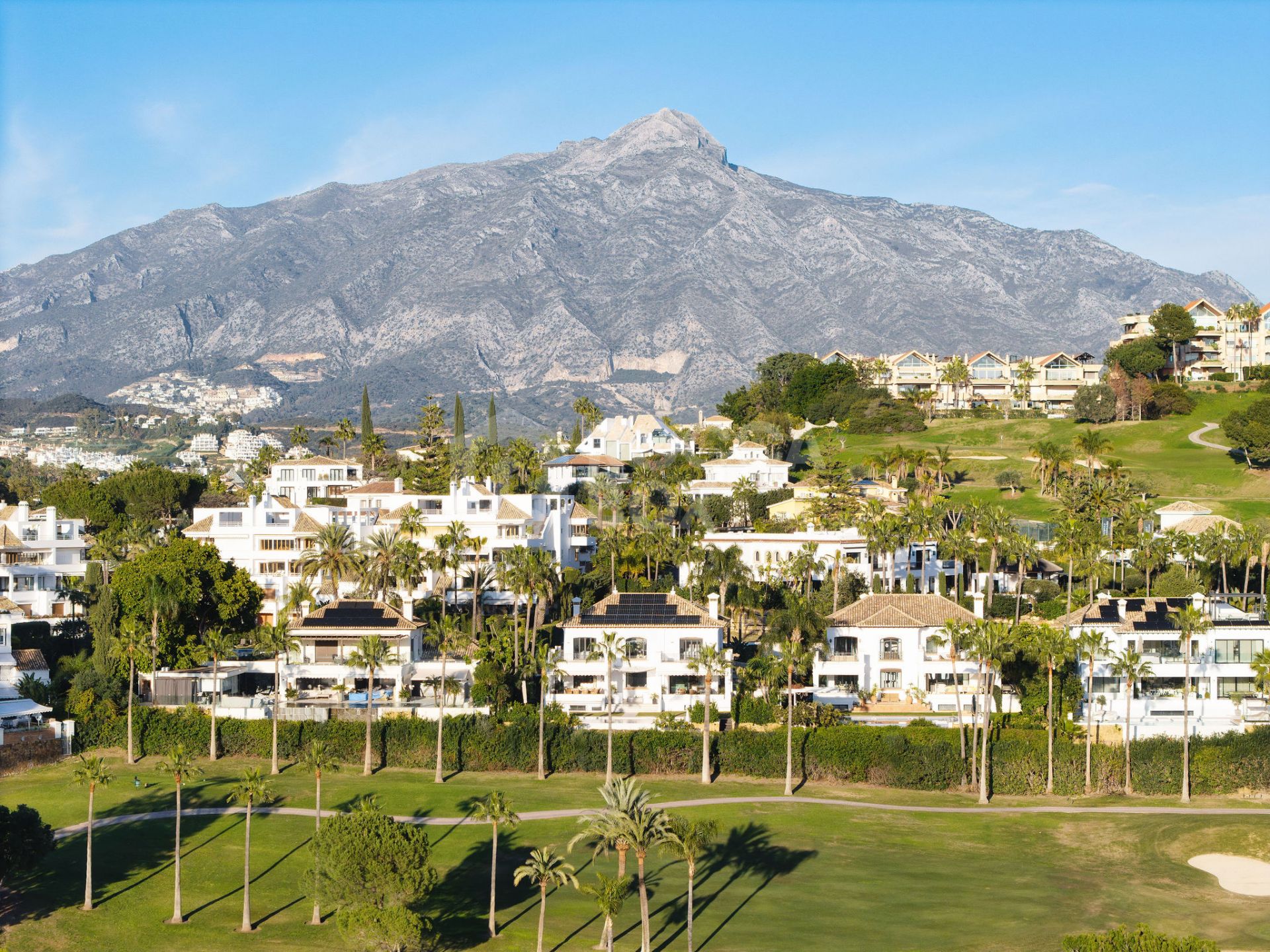Stylish Frontline Golf Villa with Spectacular Views in Nueva Andalucía