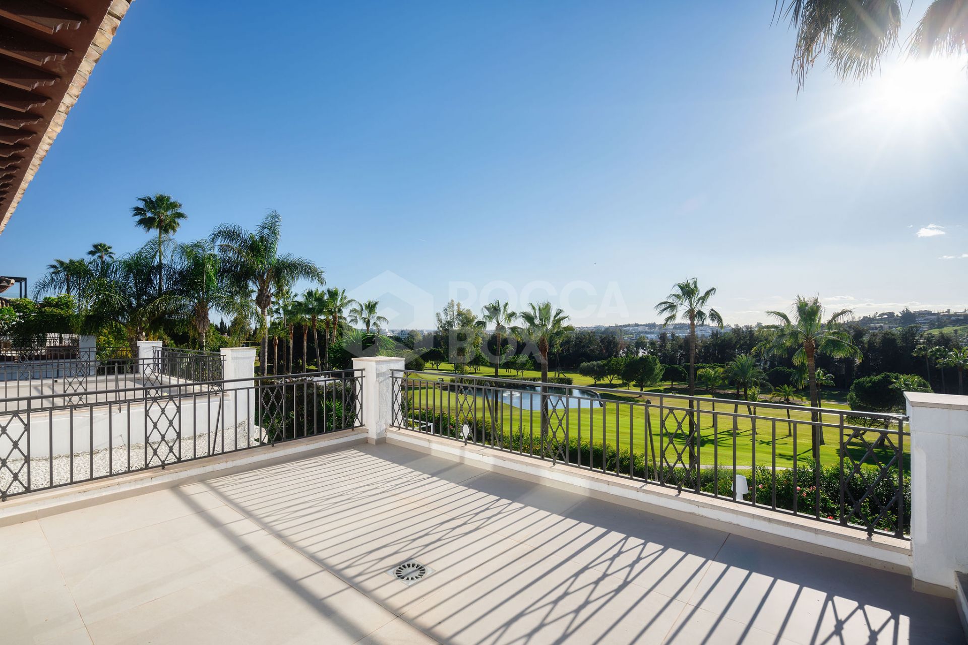 Stylish Frontline Golf Villa with Spectacular Views in Nueva Andalucía