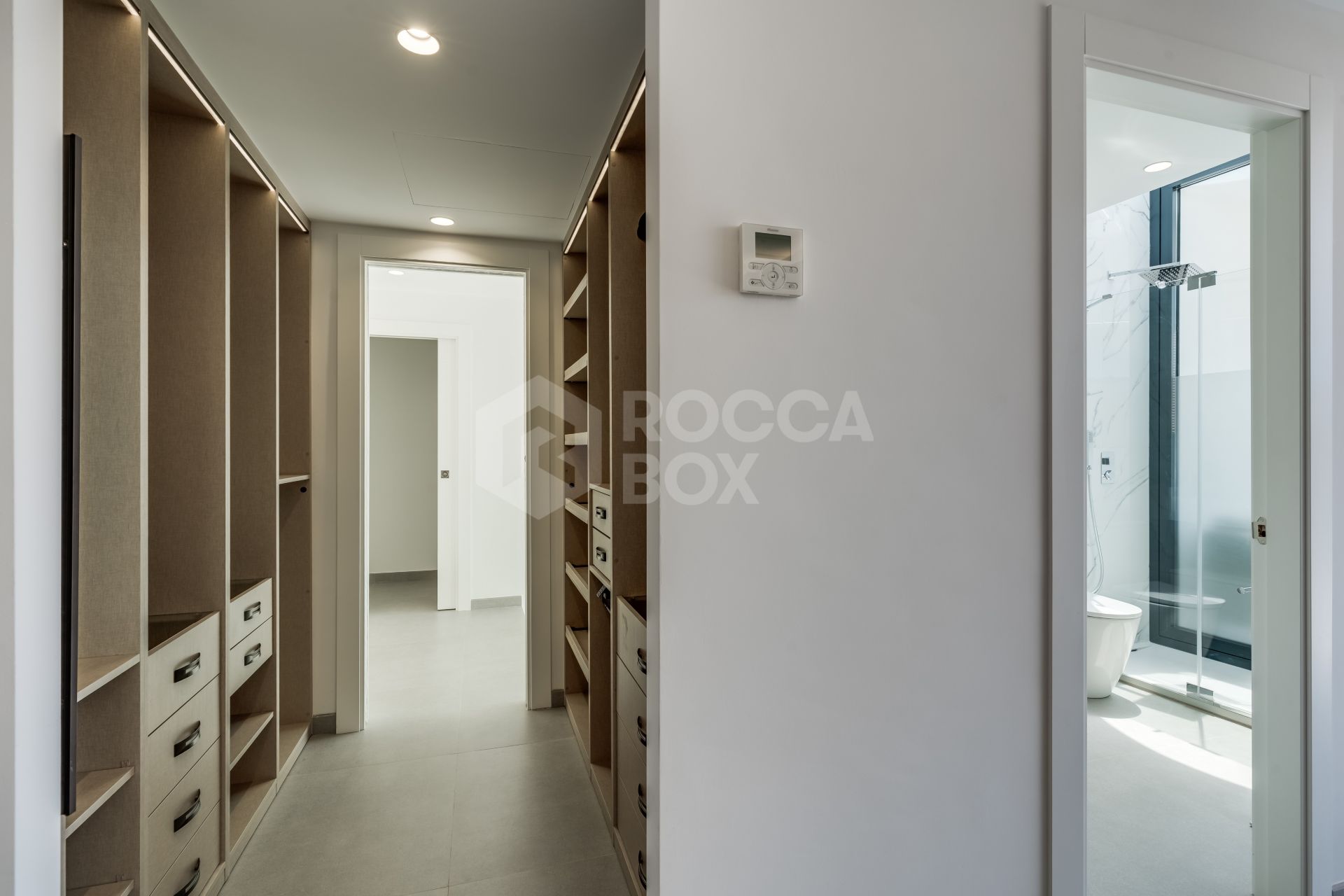 Brand new luxury Villa with private pool in Valle Romano