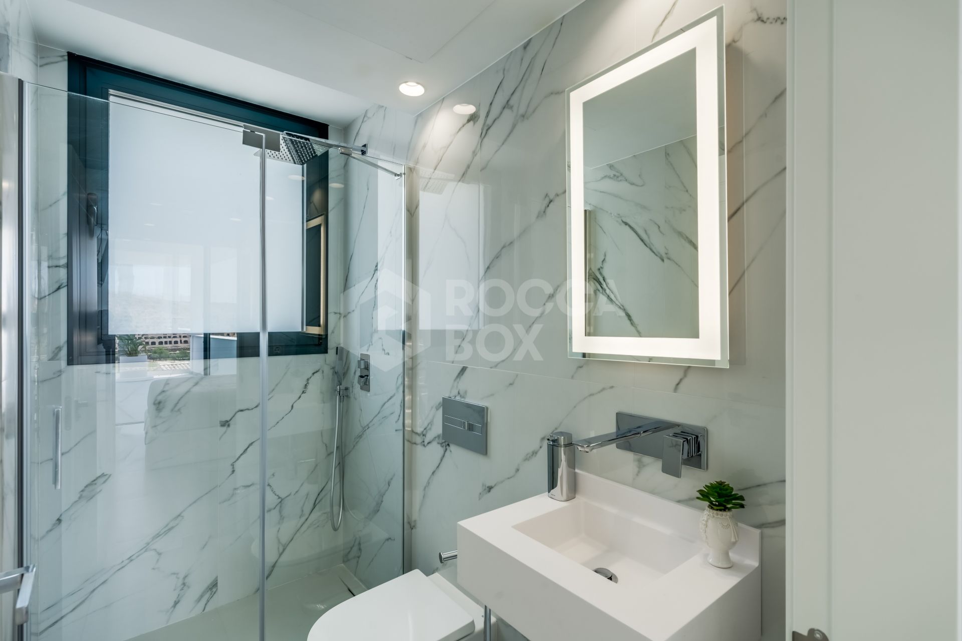 Brand new luxury Villa with private pool in Valle Romano