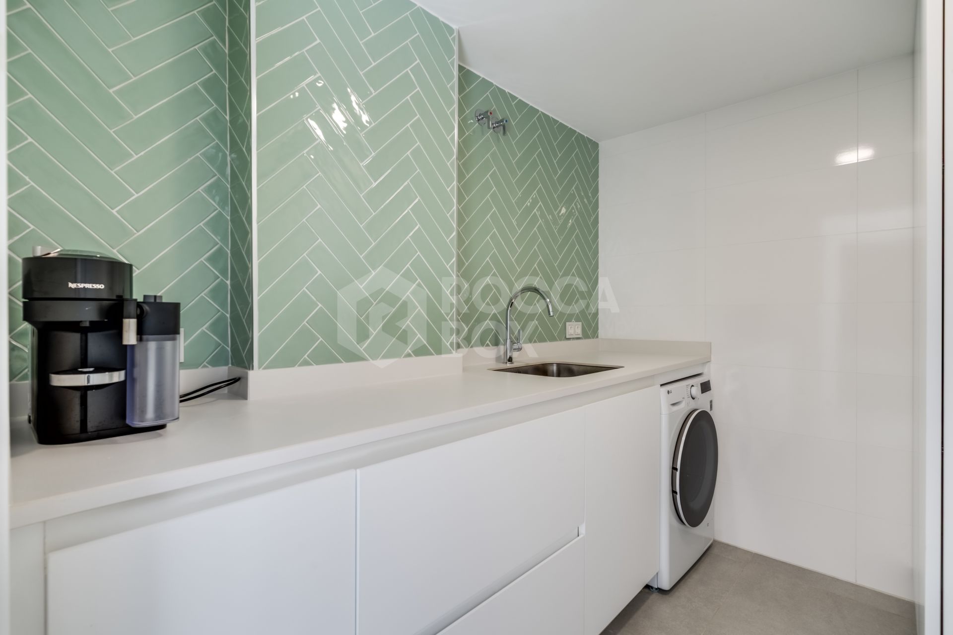 Brand new luxury Villa with private pool in Valle Romano